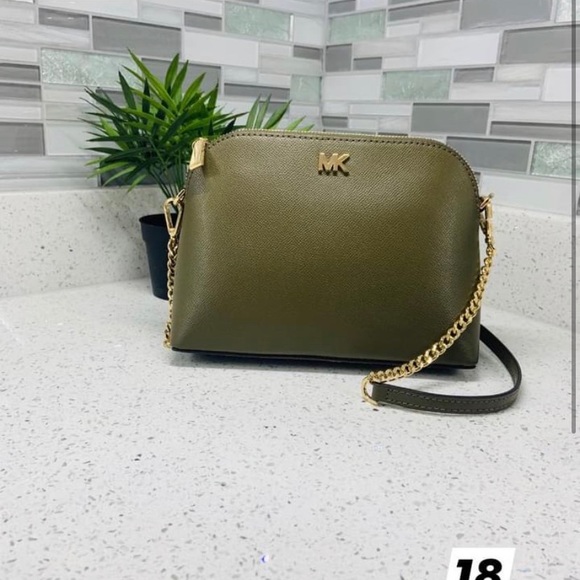 Michael Kors Crossbody - Picture 2 of 2